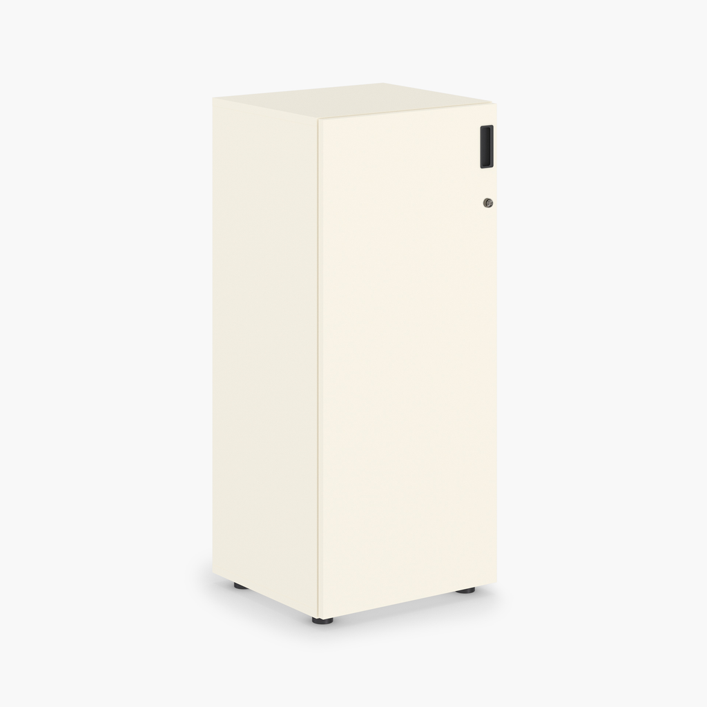 Drehtürenschrank