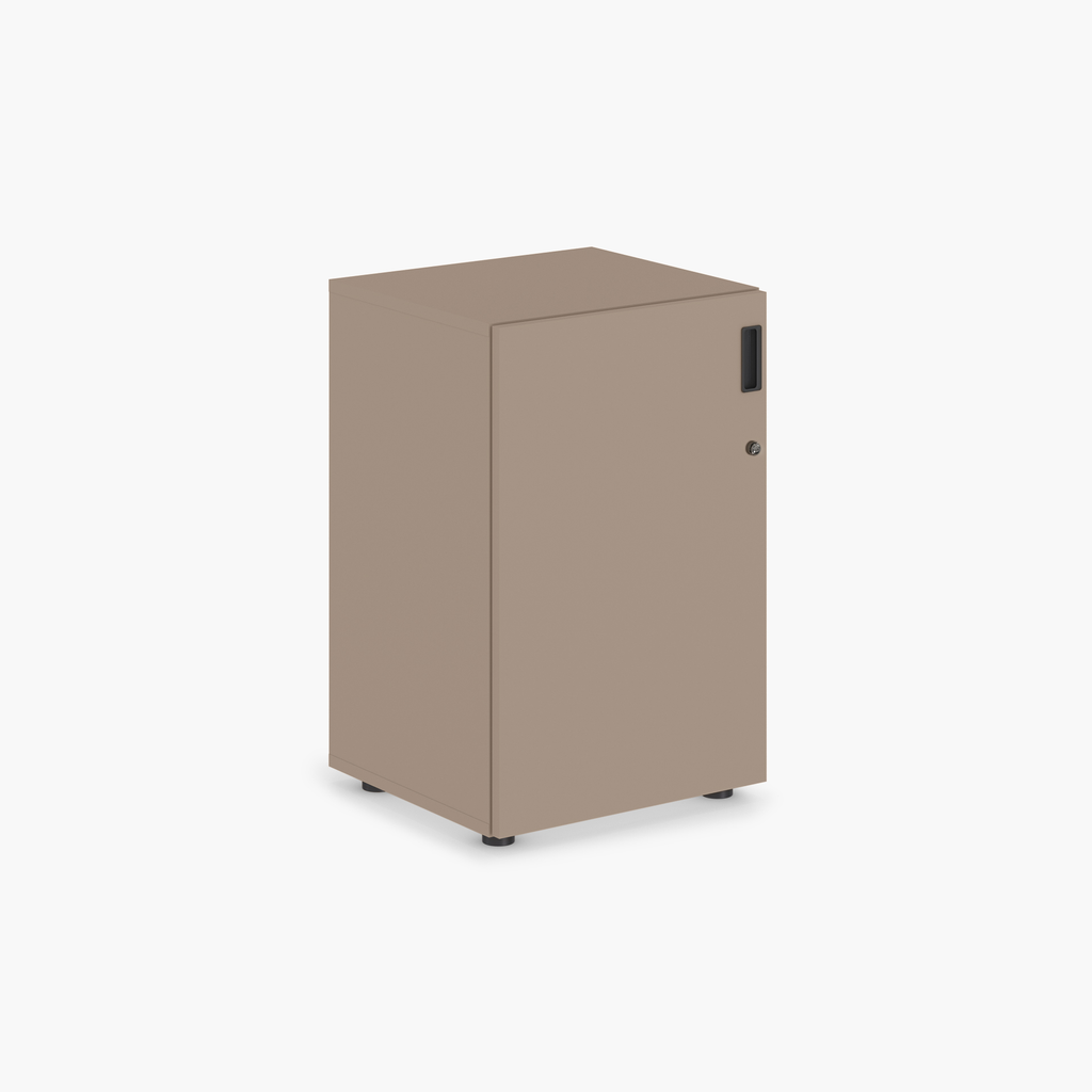 Drehtürenschrank
