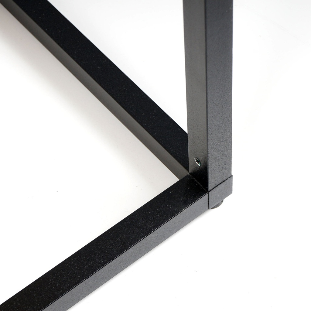 Framework Couchtisch